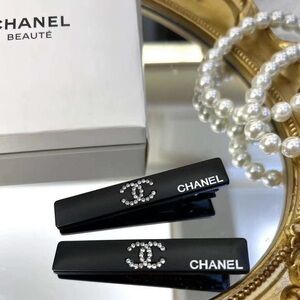 Black Rhinestone Hair Clips